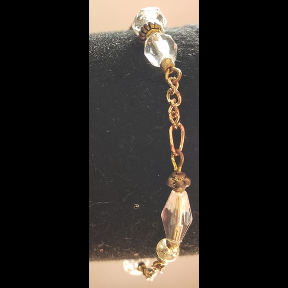 New Handcrafted 7” Clear Beaded with Silver Chain Bracelet - Picture 2 of 5